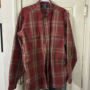 VNTG AMERICAN LIVING  SHIRT. PRE OWNED